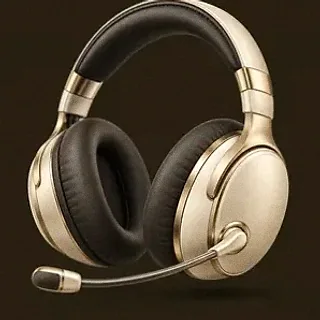 Gaming headset — Ruby Reels